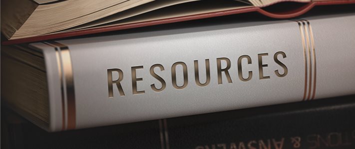 Un livre avec les mots « Ressources » sur le dos